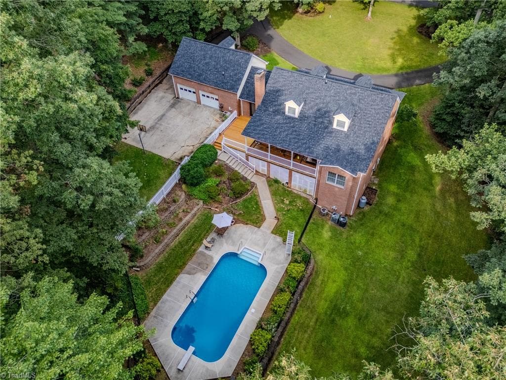 Stick/Site Built at 158 Oakmont Place, Mount Airy NC 27030, photo 11 of 50