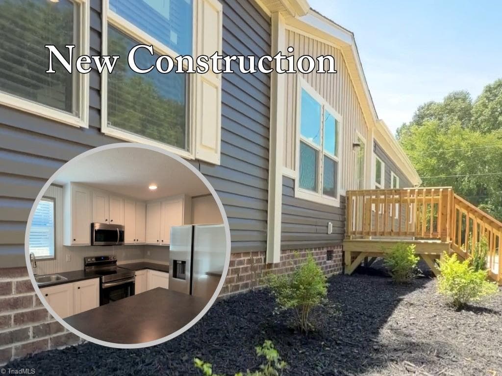 Manufactured Home at 105 Elk Lane, Cooleemee NC 27014, photo 2 of 18