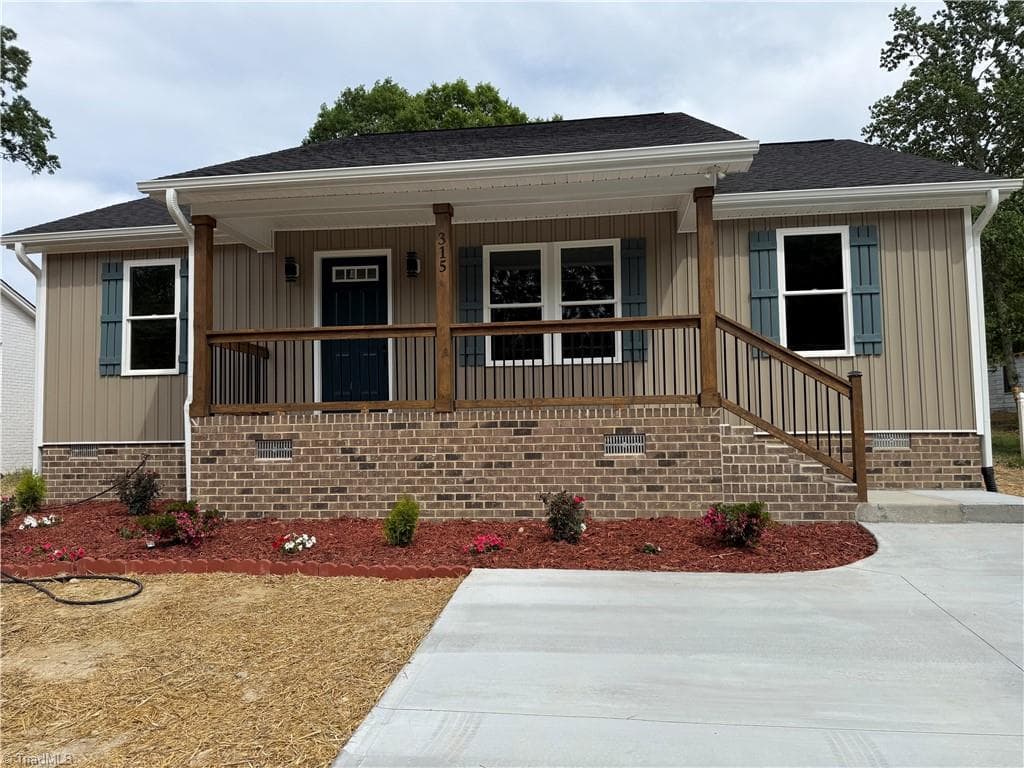 315 Small Street, Thomasville NC 27360