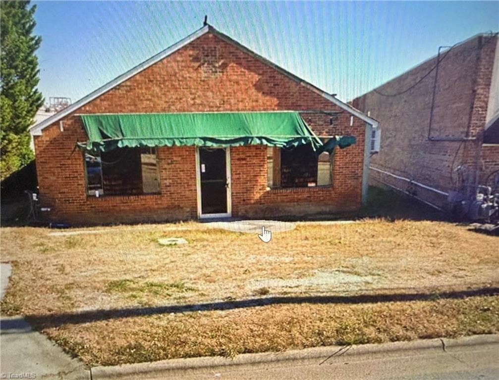 2206 N Main Street, High Point NC 27262