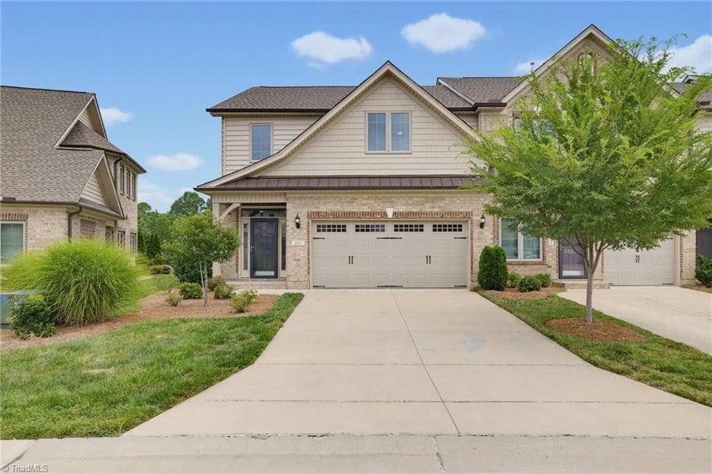 Stick/Site Built at 3847 Thistleberry Road, High Point NC 27265, photo 2 of 23