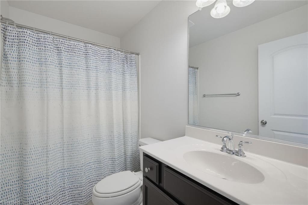 Stick/Site Built at 3847 Thistleberry Road, High Point NC 27265, photo 17 of 23