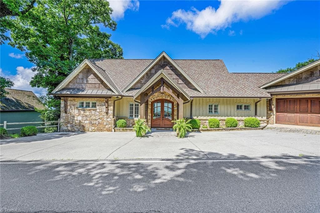 Stick/Site Built at 777 Green Hill Road, Blowing Rock NC 28605, Blowing Rock, photo 3 of 36