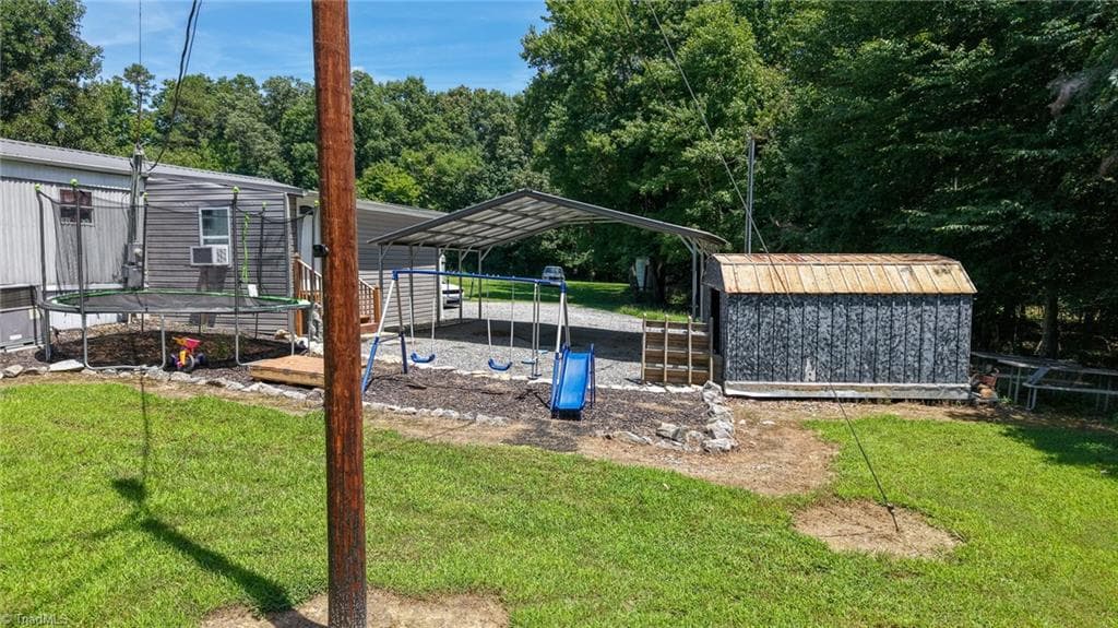 Manufactured Home at 185 Bells Lane, Ronda NC 28670, photo 48 of 50