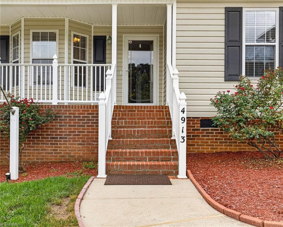 Stick/Site Built at 4913 Creeks Crossing Road, Asheboro NC 27205, photo 5 of 29