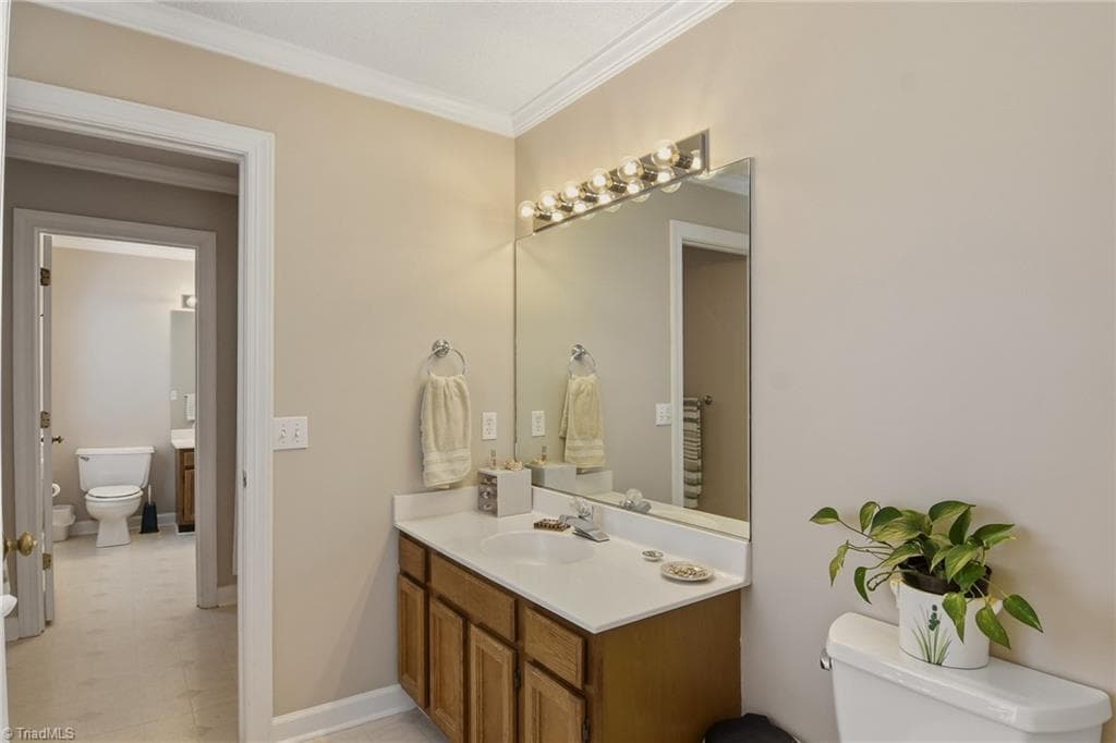 Stick/Site Built at 520 Barrett Road, Winston-Salem NC 27104, Winston-Salem, photo 18 of 24