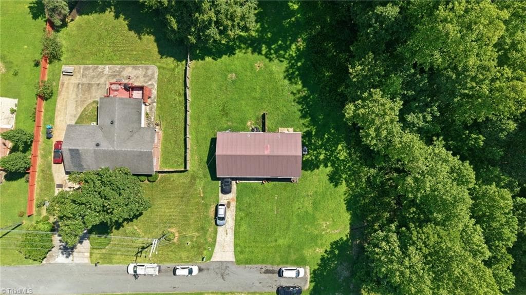 Stick/Site Built at 5354 Sunrise Terrace, Winston-Salem NC 27105, Winston-Salem, photo 2 of 43