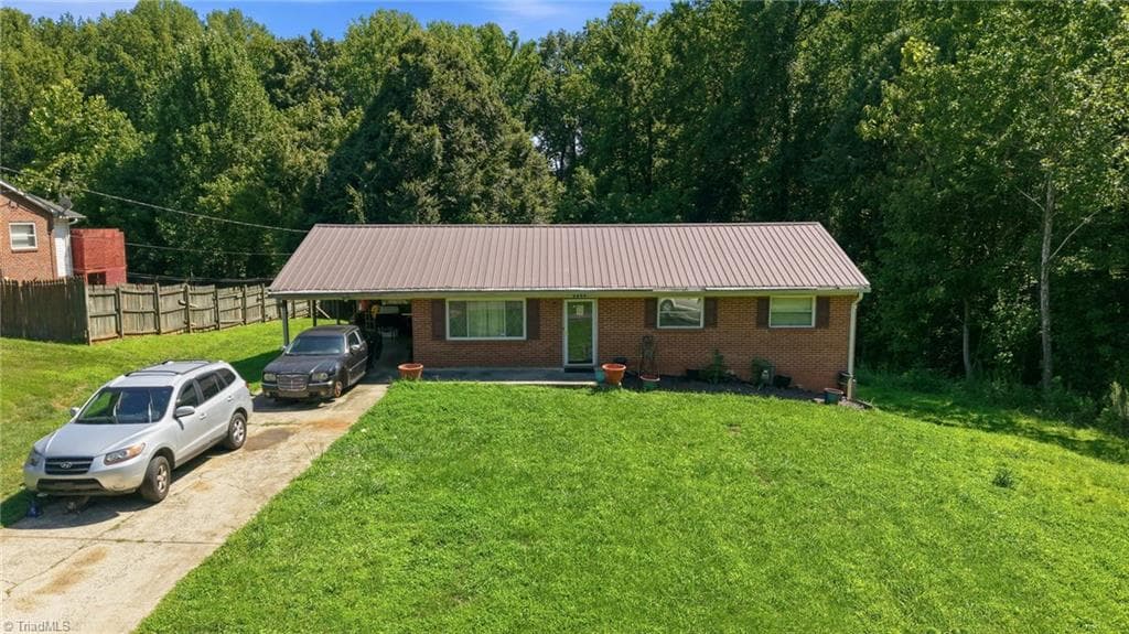 5354 Sunrise Terrace, Winston-Salem NC 27105