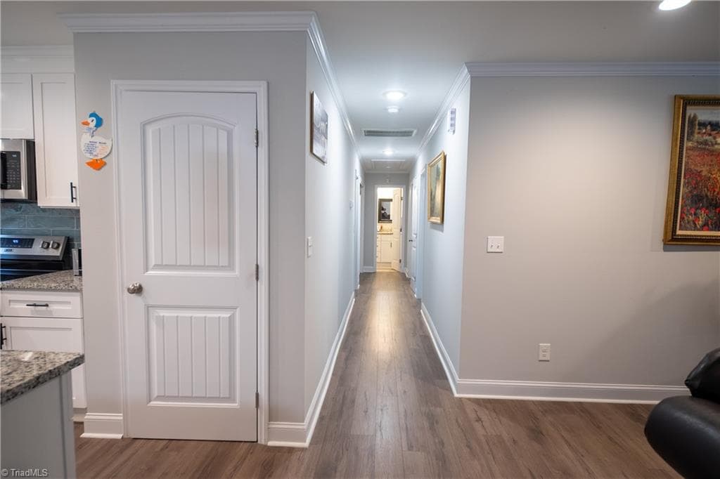 Stick/Site Built at 198 Quail Drive, Winston-Salem NC 27105, Winston-Salem, photo 6 of 12