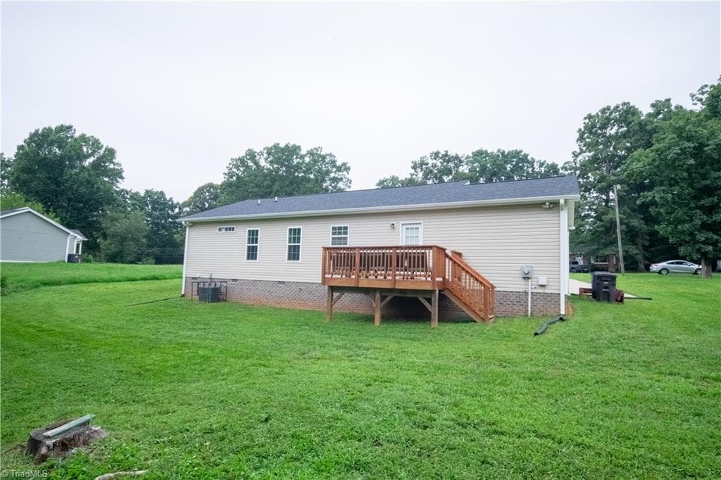 Stick/Site Built at 198 Quail Drive, Winston-Salem NC 27105, Winston-Salem, photo 3 of 12
