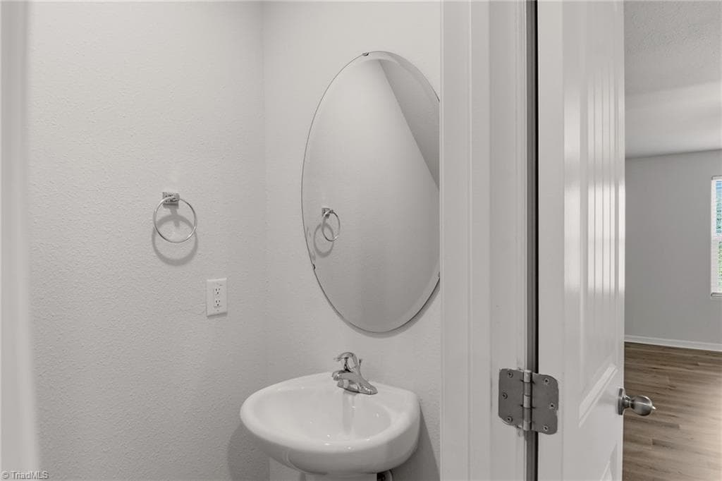 Stick/Site Built at 2106 Briar Run Drive, Greensboro NC 27405, photo 12 of 31