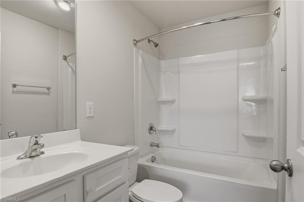 Stick/Site Built at 2106 Briar Run Drive, Greensboro NC 27405, photo 18 of 31