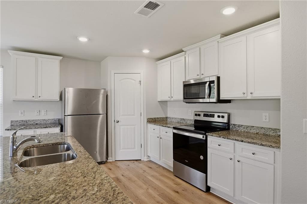 Stick/Site Built at 2106 Briar Run Drive, Greensboro NC 27405, photo 11 of 31