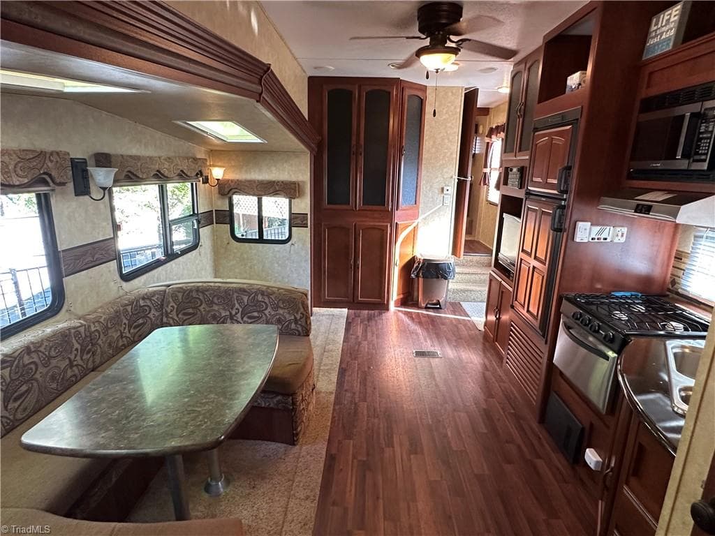Manufactured Home at 139 Pier Avenue, New London NC 28127, New London, photo 16 of 50