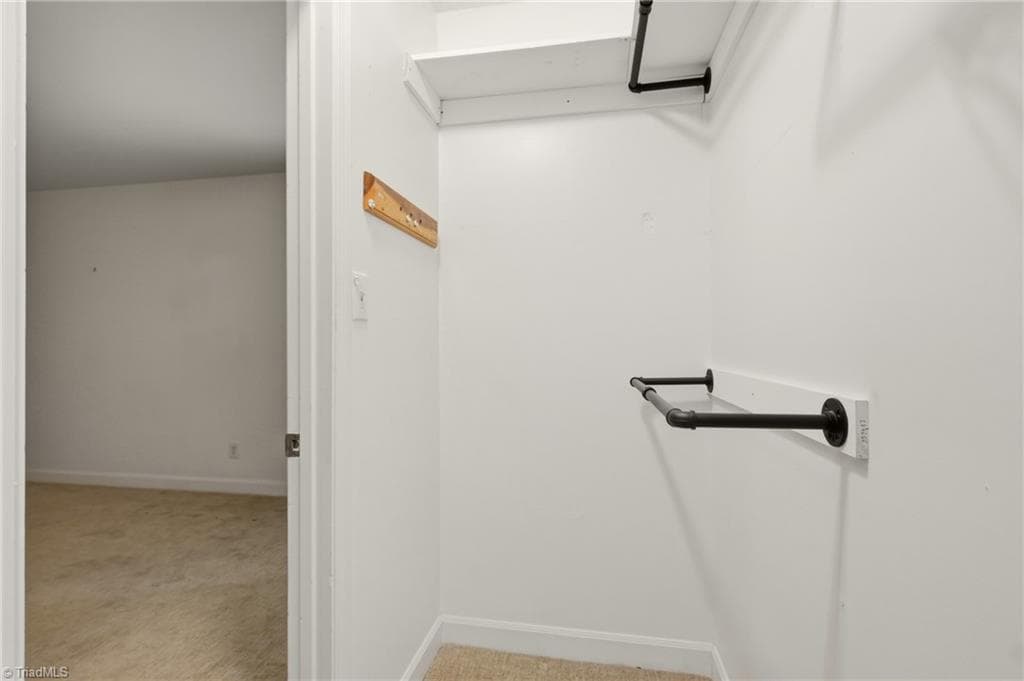 Stick/Site Built at 905 Northshore Court, High Point NC 27265, photo 20 of 36