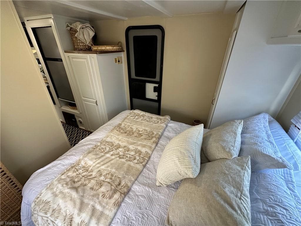 Manufactured Home at 108 Robin Lane, New London NC 28127, New London, photo 13 of 50