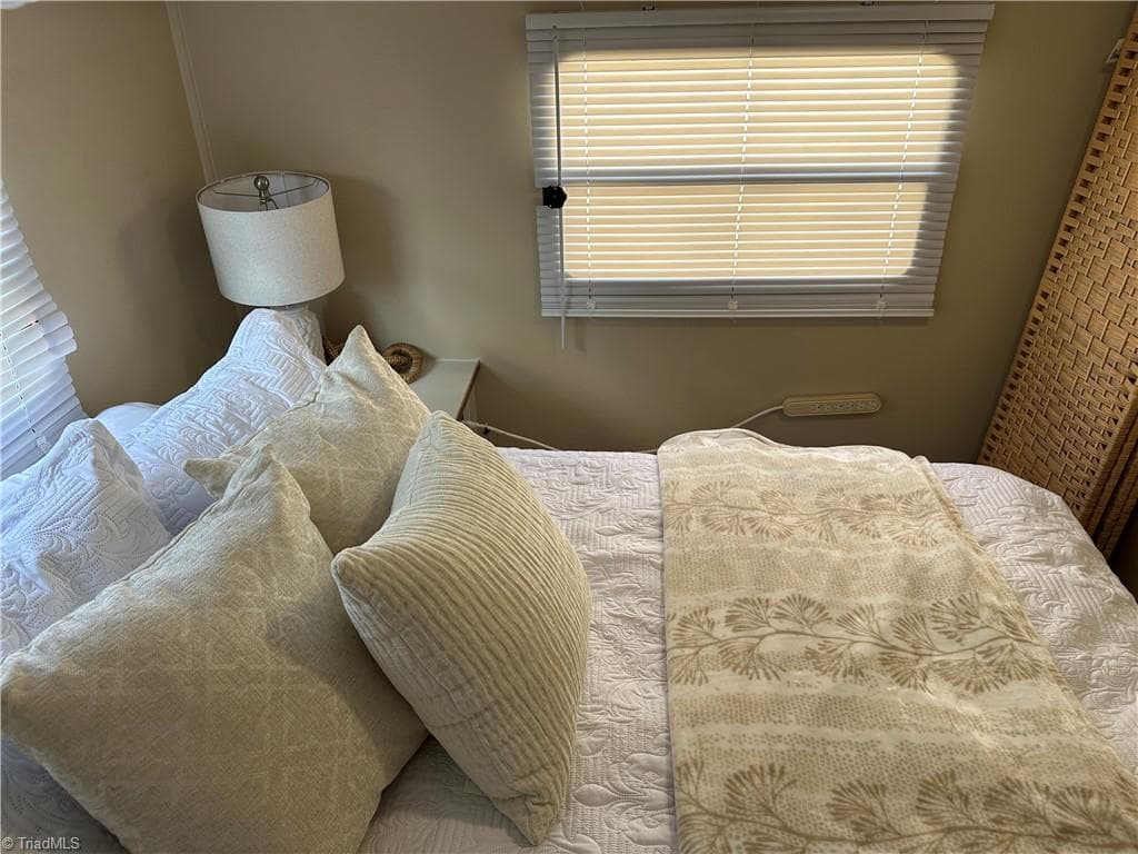 Manufactured Home at 108 Robin Lane, New London NC 28127, New London, photo 12 of 50