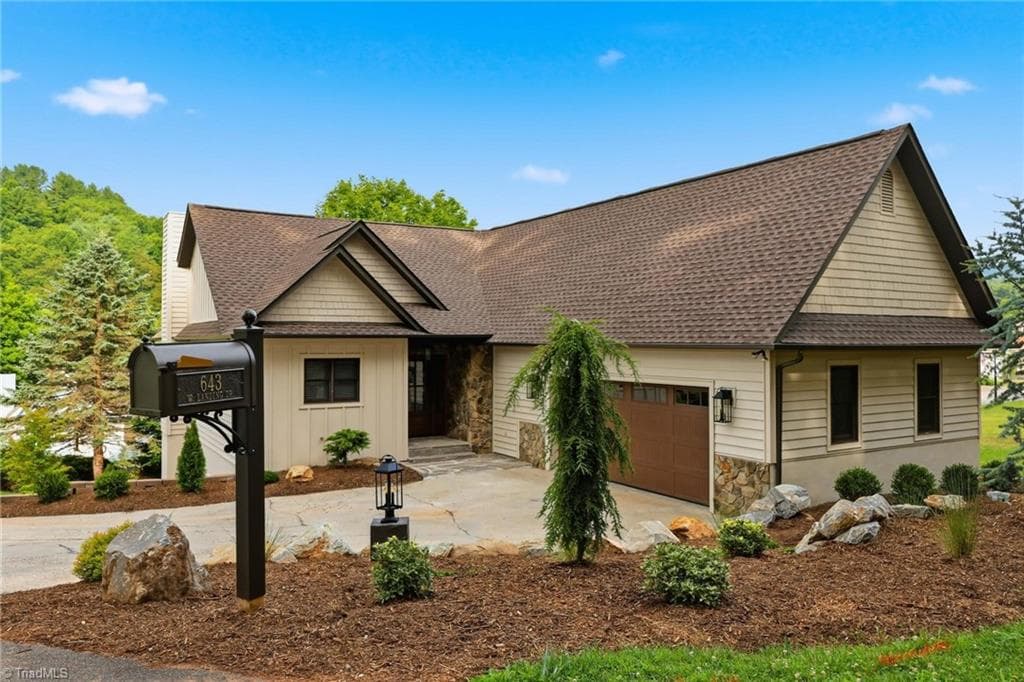 643 Landing Drive, Jefferson NC 28640