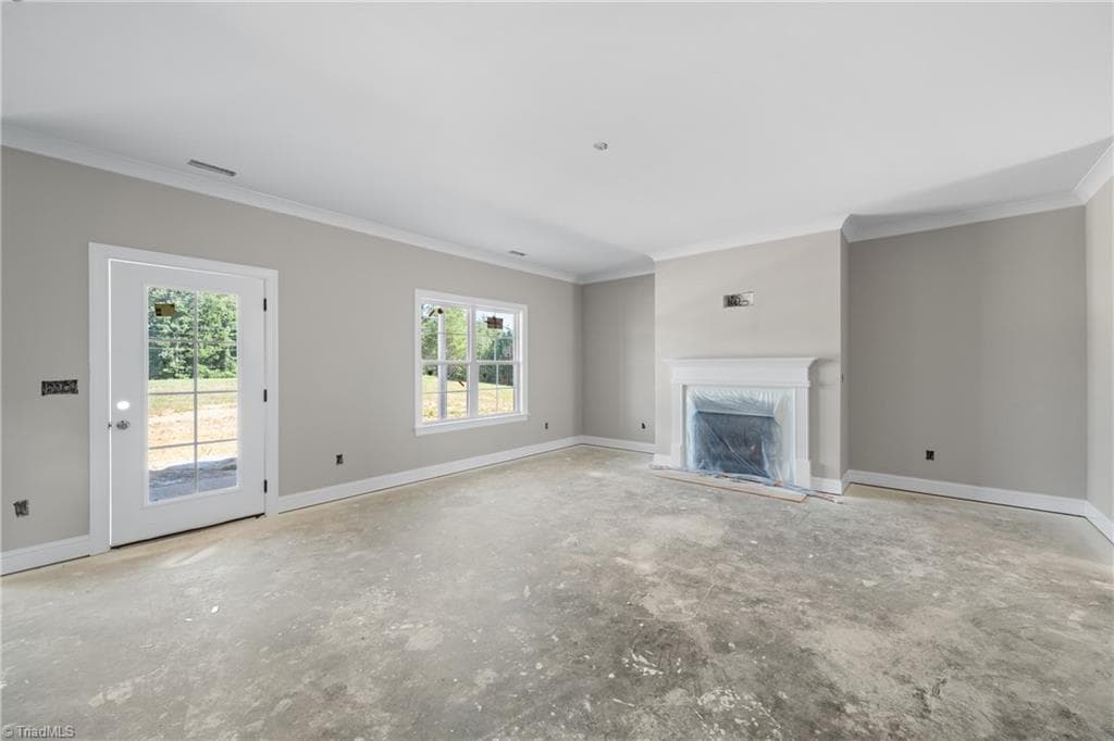 Stick/Site Built at 153 Canton Drive, Lexington NC 27295, photo 4 of 19