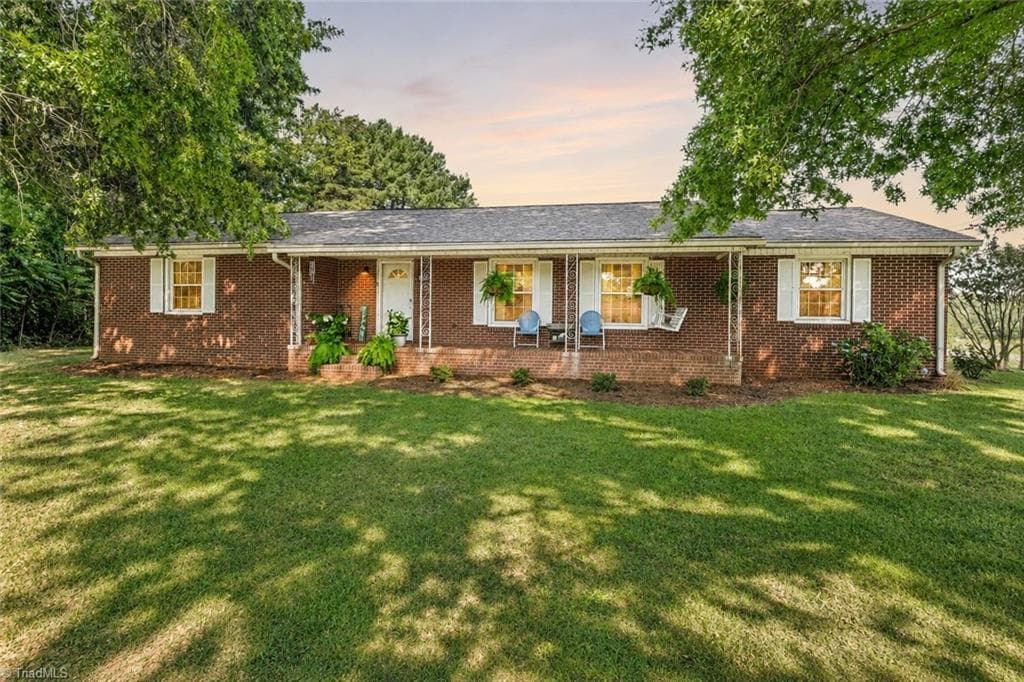 309 Kirby Road, King NC 27021