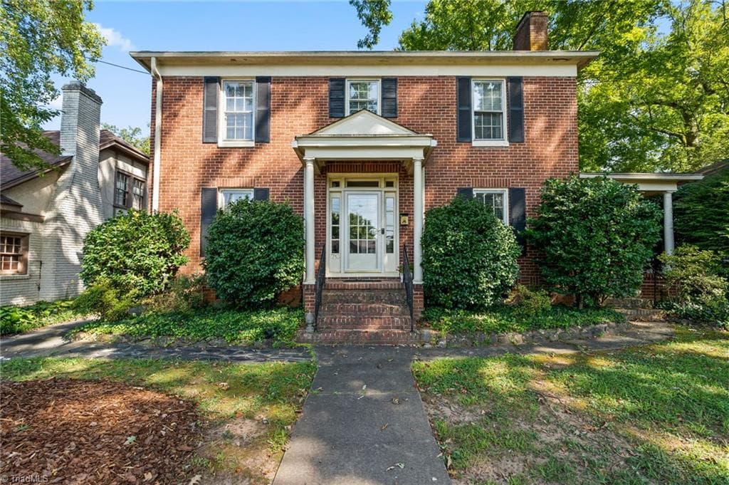 Stick/Site Built at 710 Sunset Drive, High Point NC 27262, photo 2 of 37