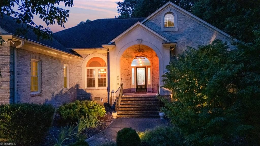 Stick/Site Built at 2512 Burch Point, High Point NC 27265, High Point, photo 5 of 100