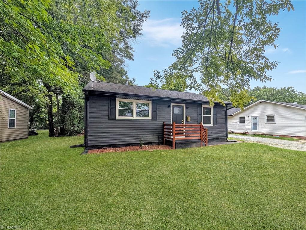 1614 Willow Road, Greensboro NC 27401