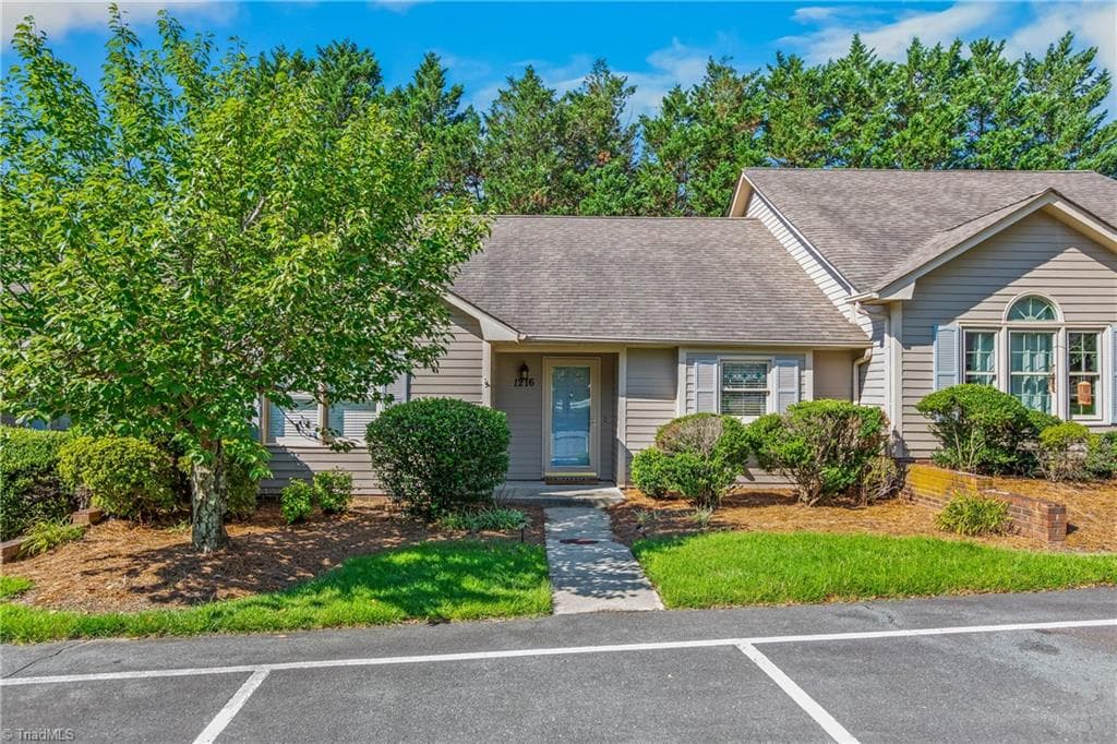 Stick/Site Built at 1216 Watermark Court, High Point NC 27265, photo 2 of 38
