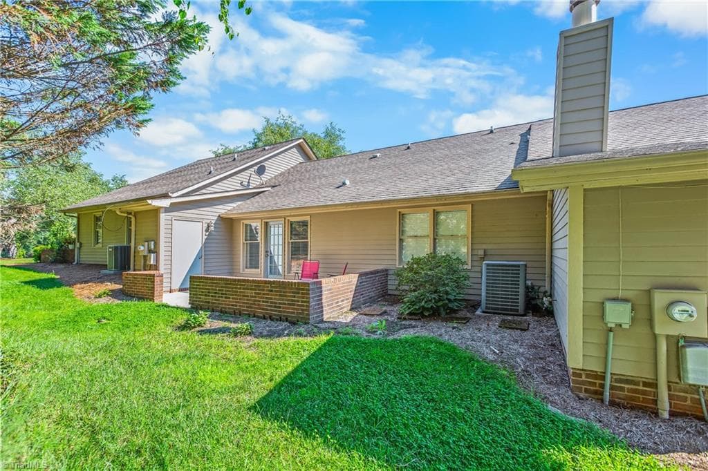 Stick/Site Built at 1216 Watermark Court, High Point NC 27265, photo 26 of 38