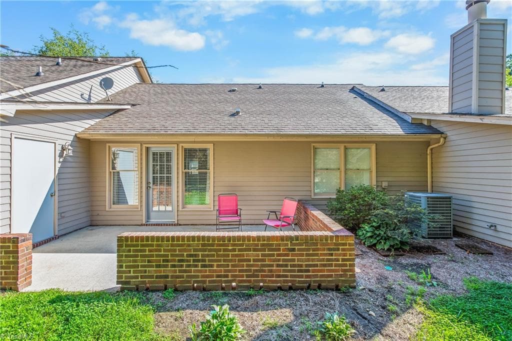Stick/Site Built at 1216 Watermark Court, High Point NC 27265, photo 33 of 38