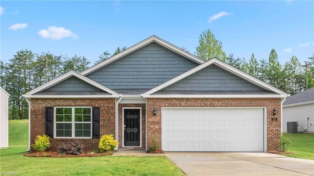 1005 Slingshot Drive, Archdale NC 27263