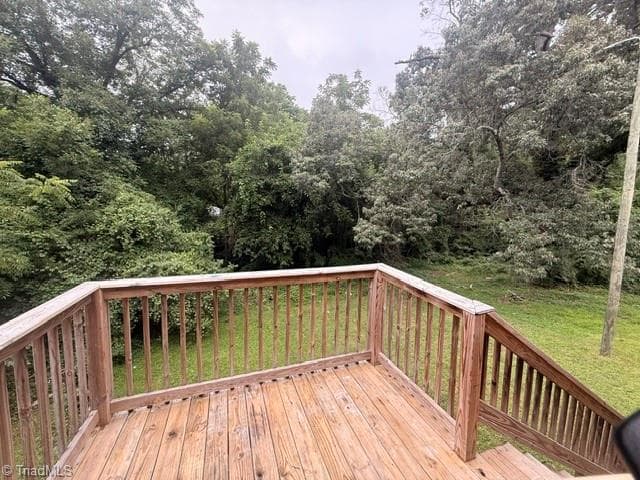 Stick/Site Built at 614 Wesley Drive, High Point NC 27260, photo 6 of 15