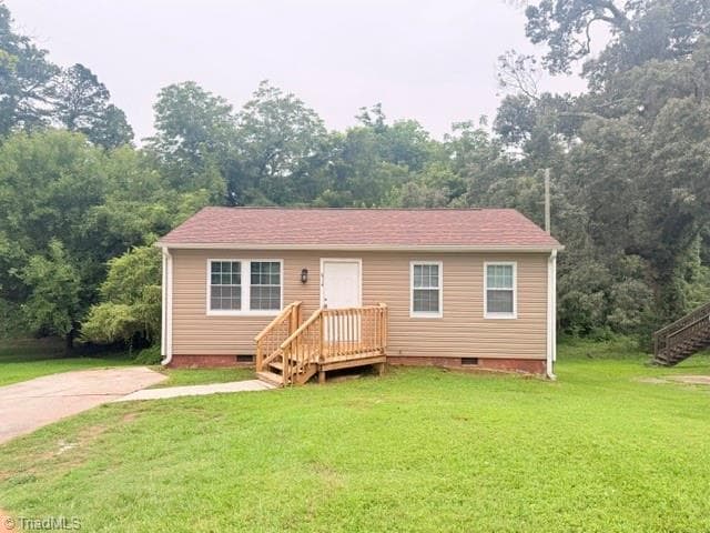 Stick/Site Built at 614 Wesley Drive, High Point NC 27260, photo 4 of 15