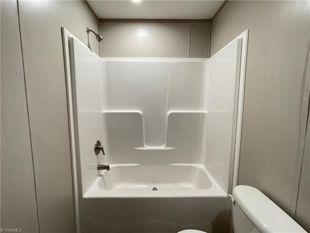 Manufactured Home at 2317 Elbon Drive, Winston-Salem NC 27105, Winston-Salem, photo 18 of 30