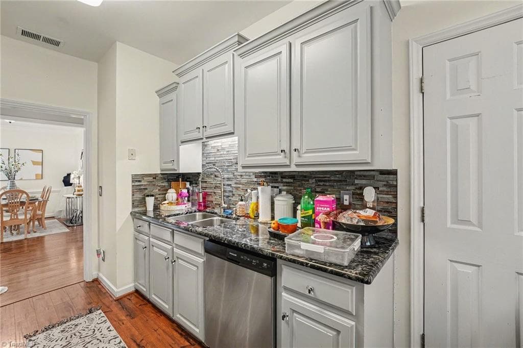 Stick/Site Built at 115 Stillmere Court, Winston-Salem NC 27101, Winston-Salem, photo 15 of 30