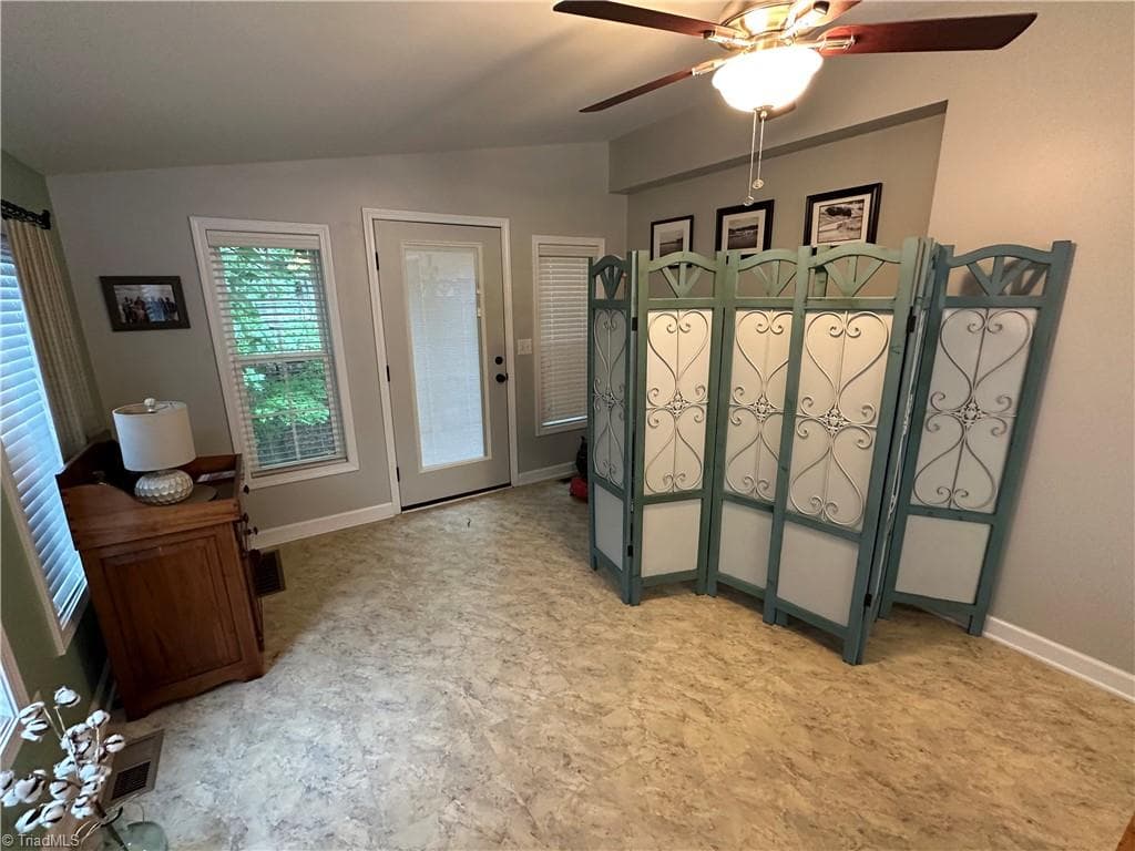Manufactured Home at 108 Humming bird Circle, New London NC 28127, photo 7 of 50