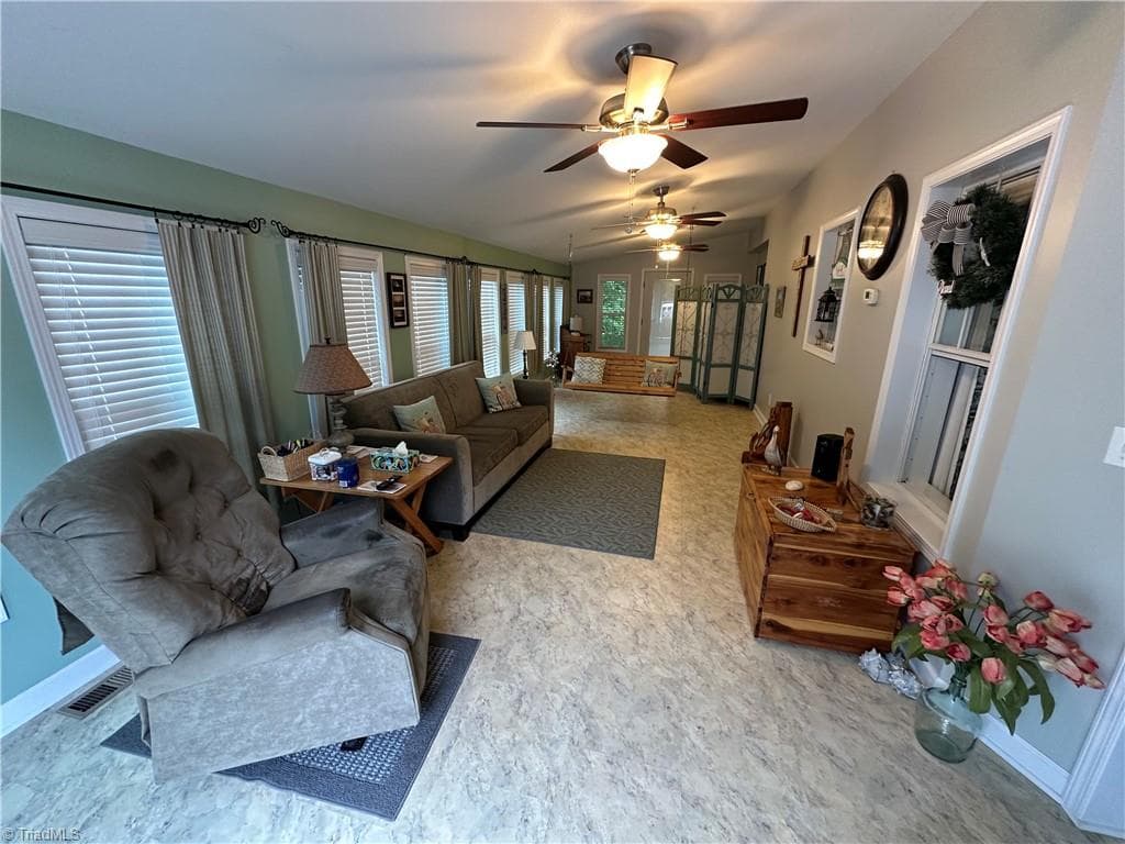 Manufactured Home at 108 Humming bird Circle, New London NC 28127, photo 4 of 50