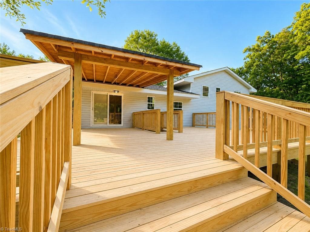 Stick/Site Built at 302 Wafford Road, Lexington NC 27292, Lexington, photo 2 of 49