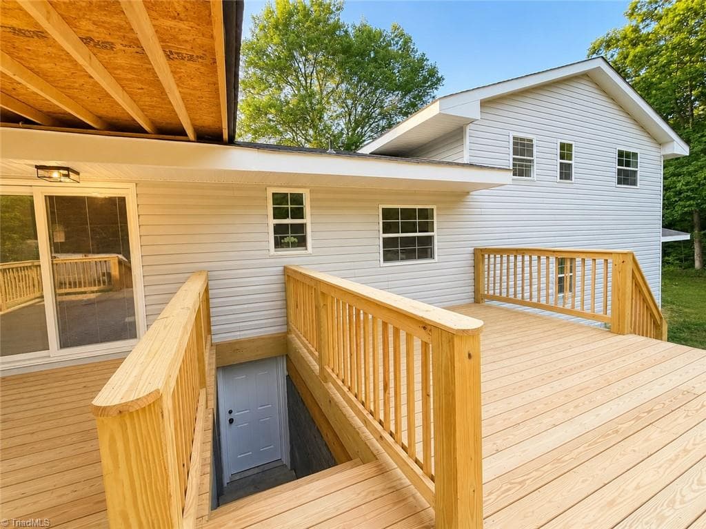 Stick/Site Built at 302 Wafford Road, Lexington NC 27292, Lexington, photo 3 of 49