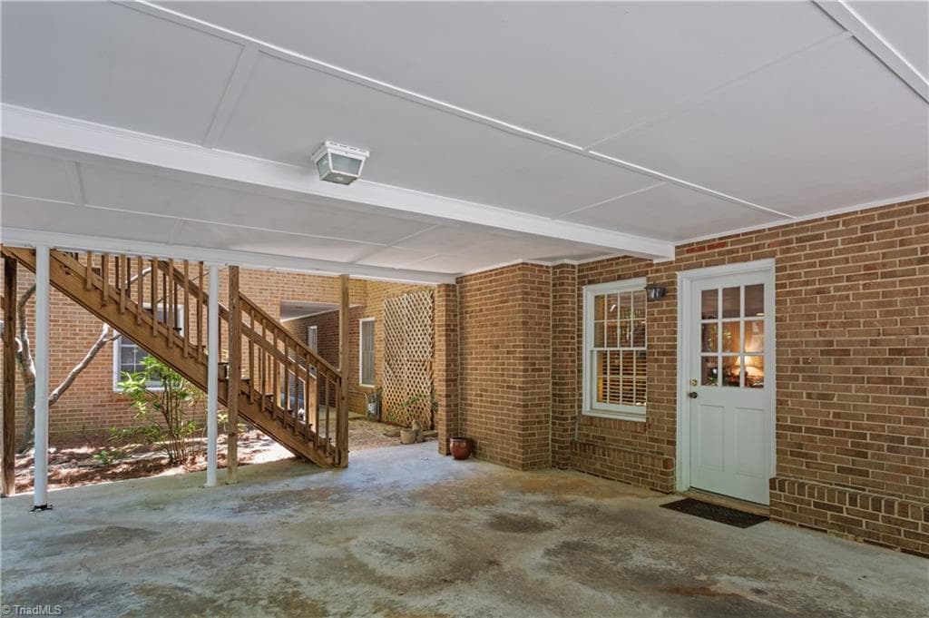 Stick/Site Built at 2922 Round Hill Road, Greensboro NC 27408, photo 38 of 46
