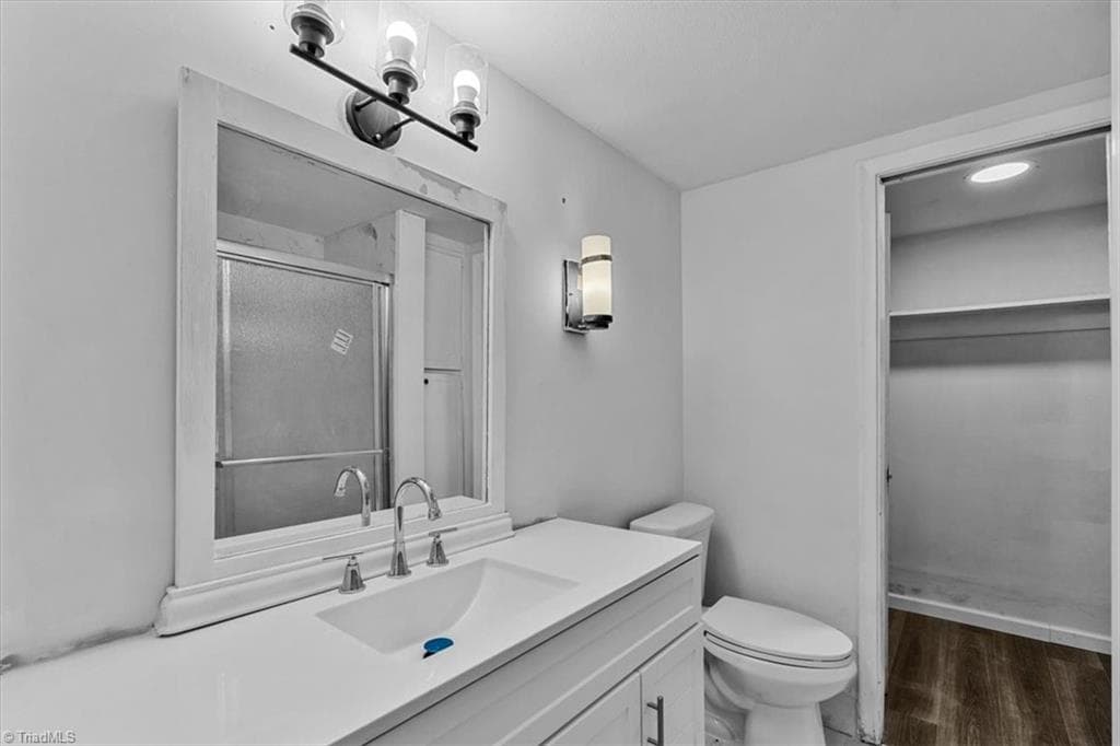 Stick/Site Built at 3066 Bonhurst Drive, Winston-Salem NC 27106, Winston-Salem, photo 15 of 32