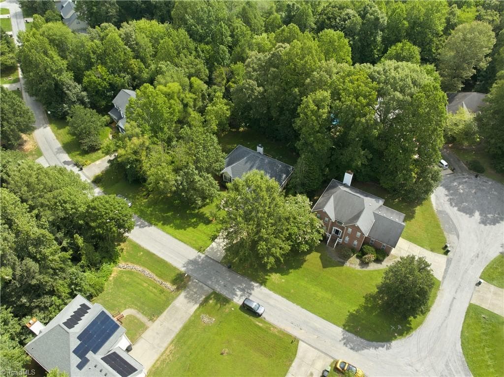 Stick/Site Built at 6025 Habersham Drive, Kernersville NC 27284, photo 34 of 41