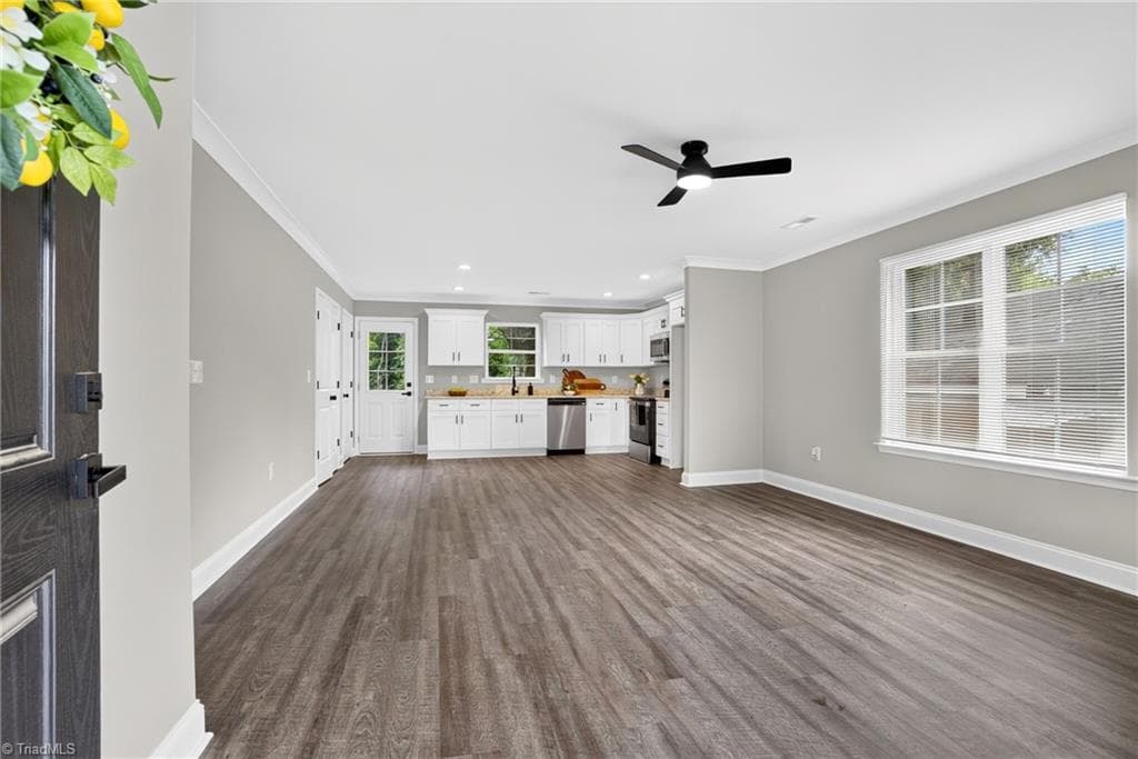 Stick/Site Built at 925 Randolph Street, High Point NC 27260, photo 6 of 27