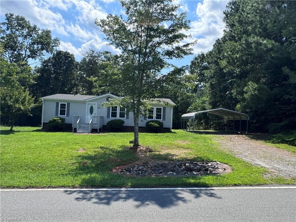 Manufactured Home at 5052 Friendship Circle Road, East Bend NC 27018, East Bend, photo 46 of 50