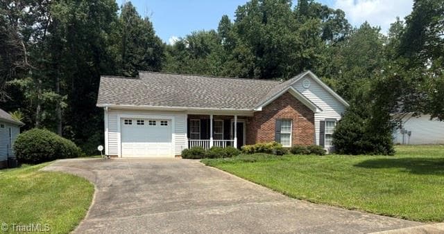 1209 Beaverton Trail, Winston-Salem NC 27103