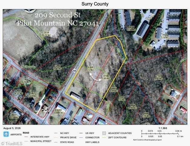 Investment at 209 Second Street, Pilot Mountain NC 27041, photo 2 of 13