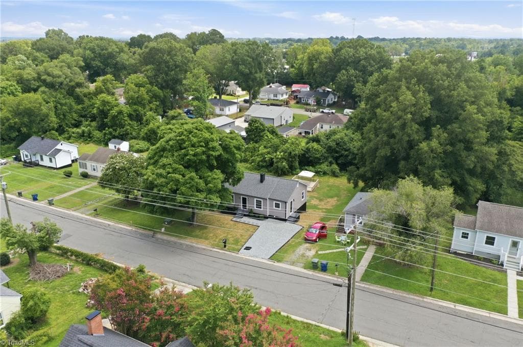 Stick/Site Built at 402 Gilbreath Street, Graham NC 27253, photo 10 of 32