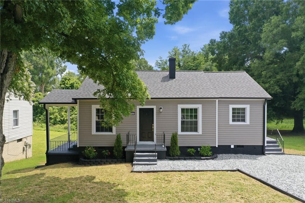 Stick/Site Built at 402 Gilbreath Street, Graham NC 27253, photo 4 of 32