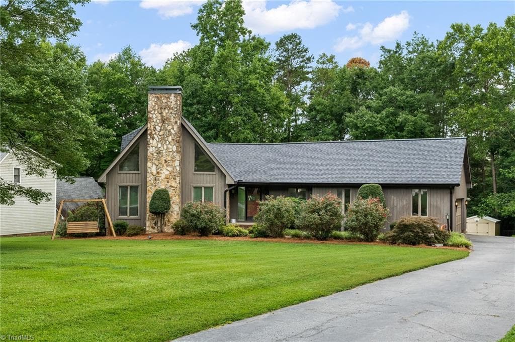 Stick/Site Built at 4763 Pineview Drive, Trinity NC 27370, photo 3 of 50
