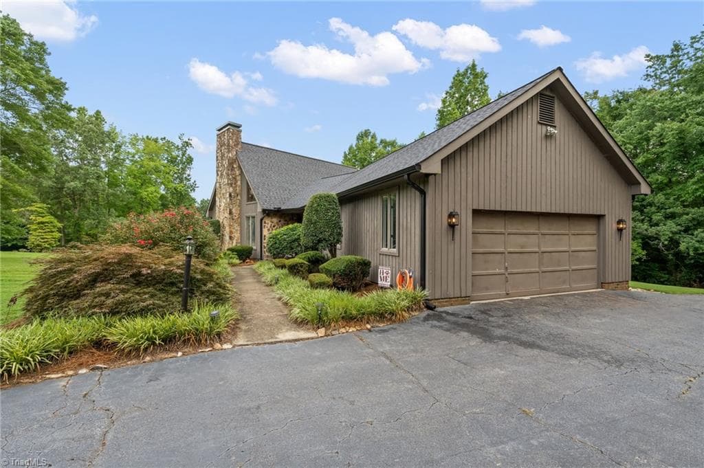 Stick/Site Built at 4763 Pineview Drive, Trinity NC 27370, photo 5 of 50